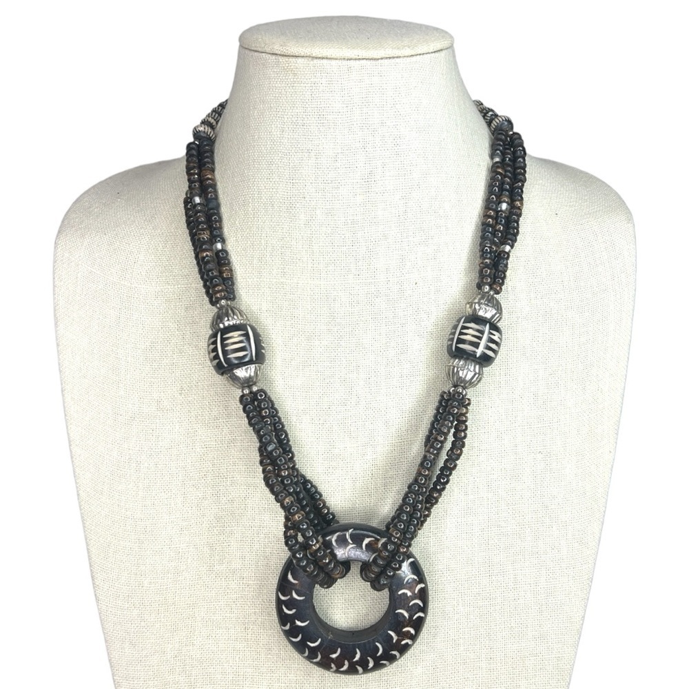 African Style Wooden Bead Circle Pendant Necklace